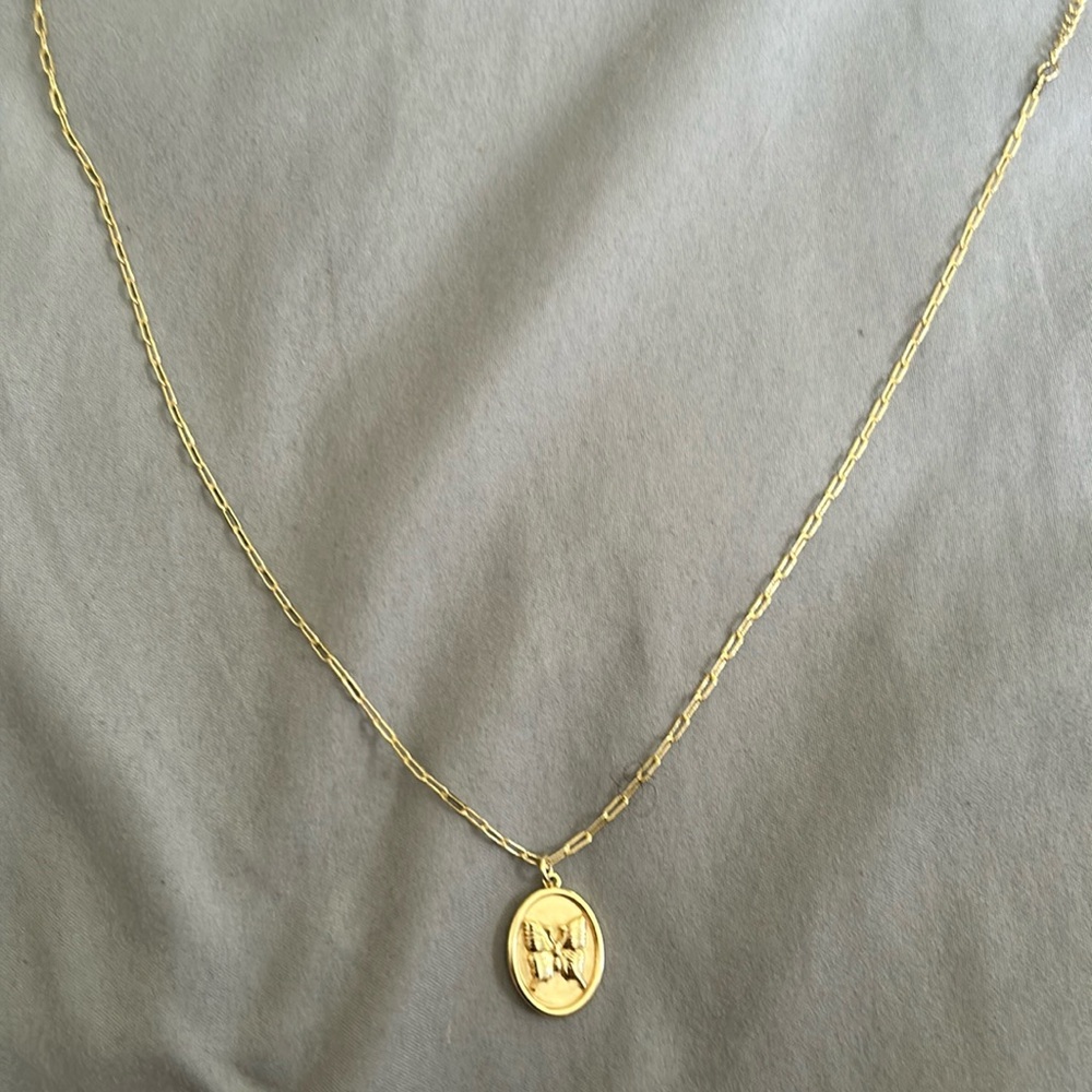 Cute butterfly necklace
